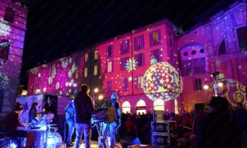 Weihnachts-Projektionen - Como Magic Light Festival