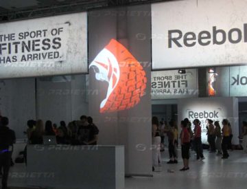 Innenprojektoren für REEBOK Fitnessmesse